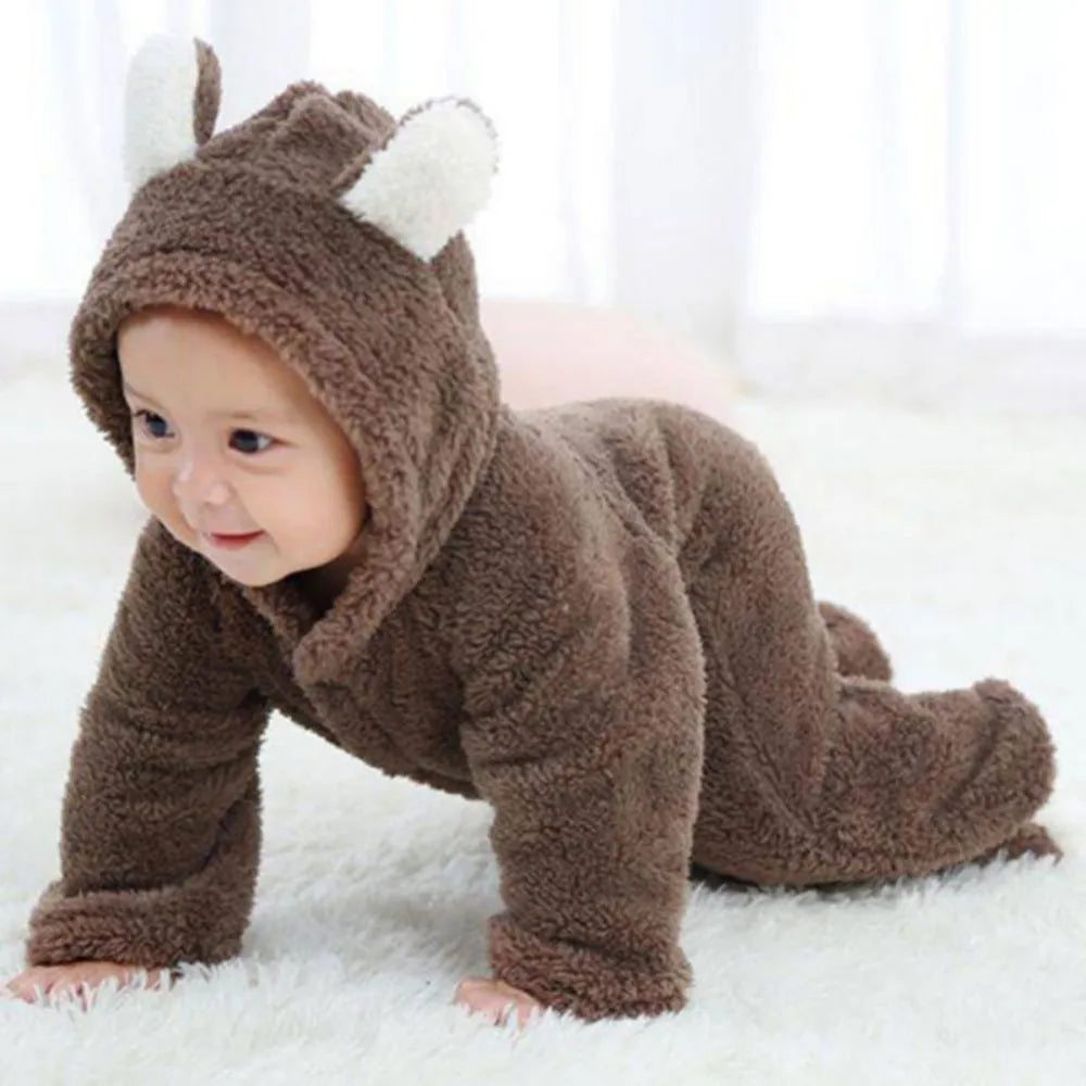 Kuscheliger Winter-Baby-Tier-Strampler