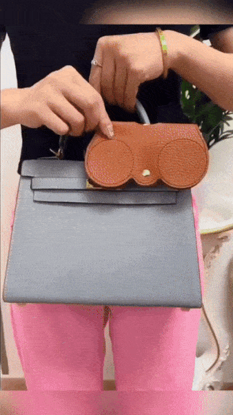 Chic Sunglasses Organizer Pouch